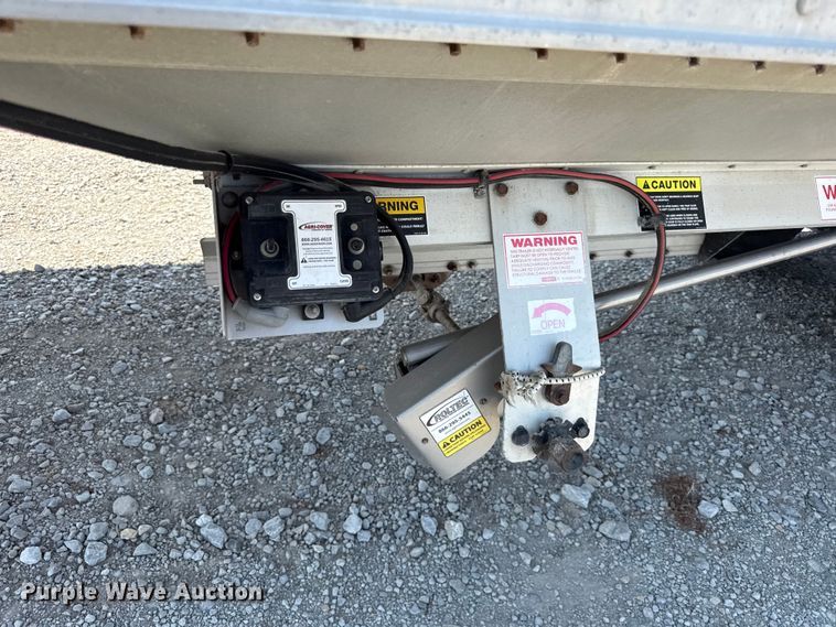 image for item EV6108 2004 Timpte grain trailer