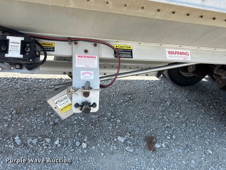 image for item EV6108 2004 Timpte grain trailer