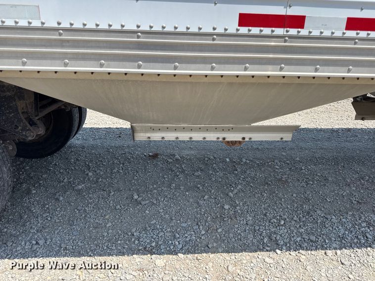 image for item EV6108 2004 Timpte grain trailer