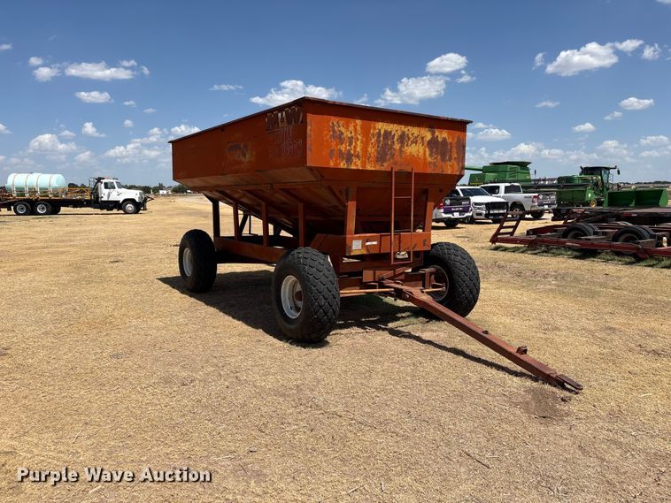 image for item EW4071 M&W Gear Company gravity wagon