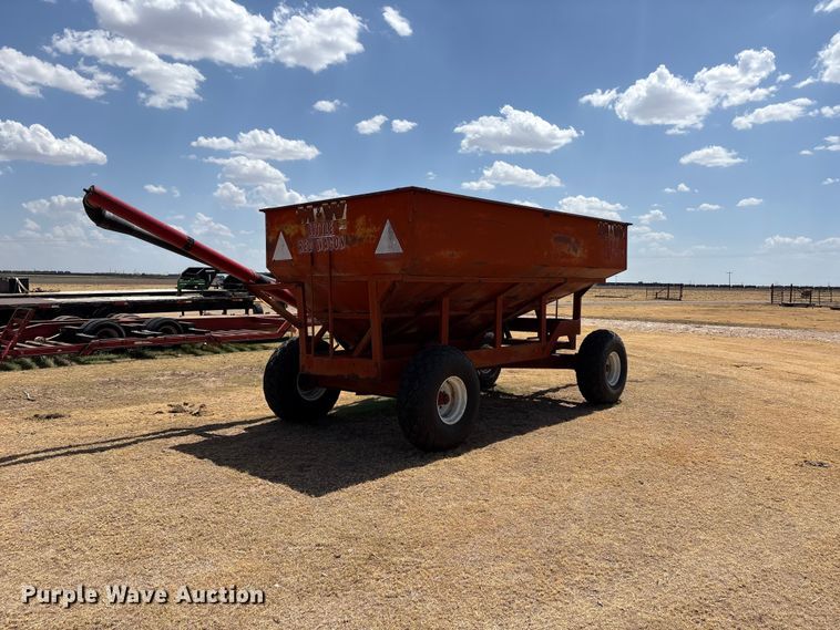 image for item EW4071 M&W Gear Company gravity wagon