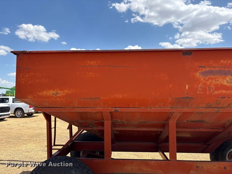 image for item EW4071 M&W Gear Company gravity wagon