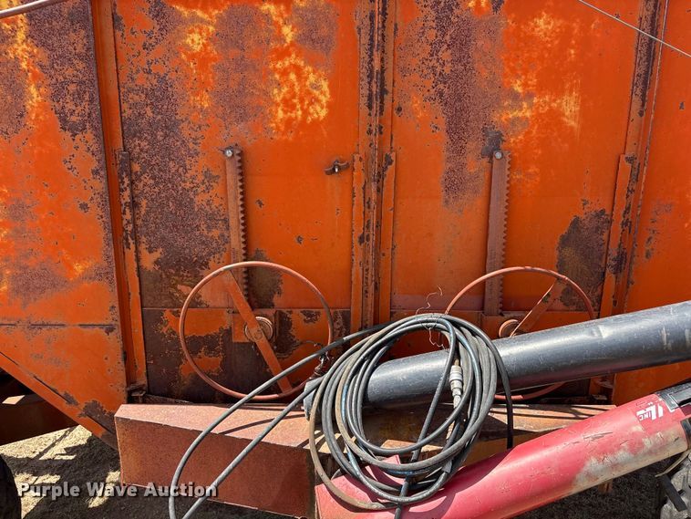 image for item EW4071 M&W Gear Company gravity wagon