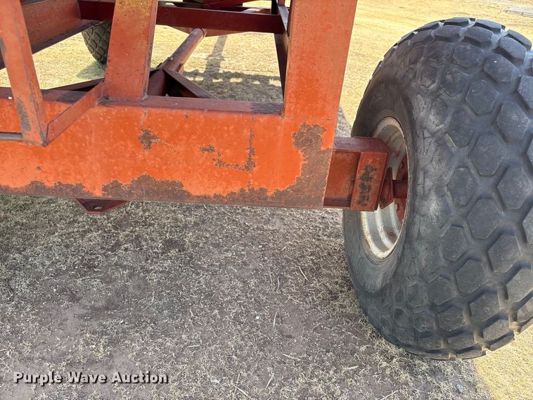 image for item EW4071 M&W Gear Company gravity wagon