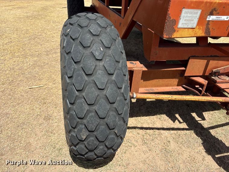 image for item EW4071 M&W Gear Company gravity wagon