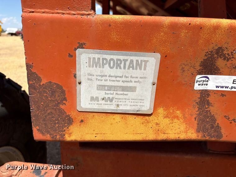 image for item EW4071 M&W Gear Company gravity wagon