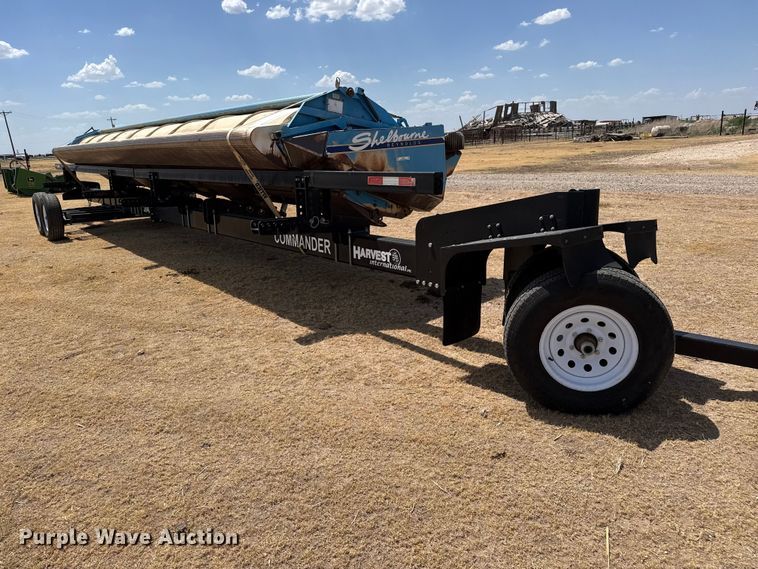 Harvest International Inc. 3840 header trailer