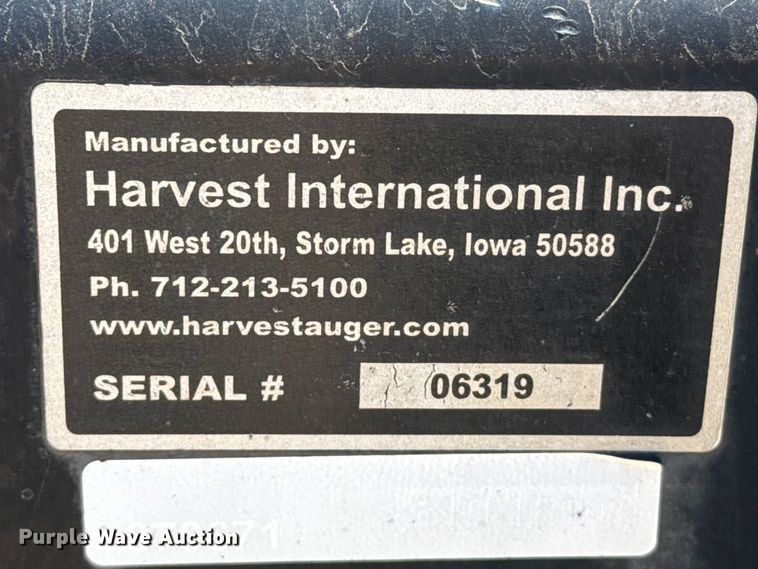 image for item EW4072 Harvest International Inc. 3840 header trailer