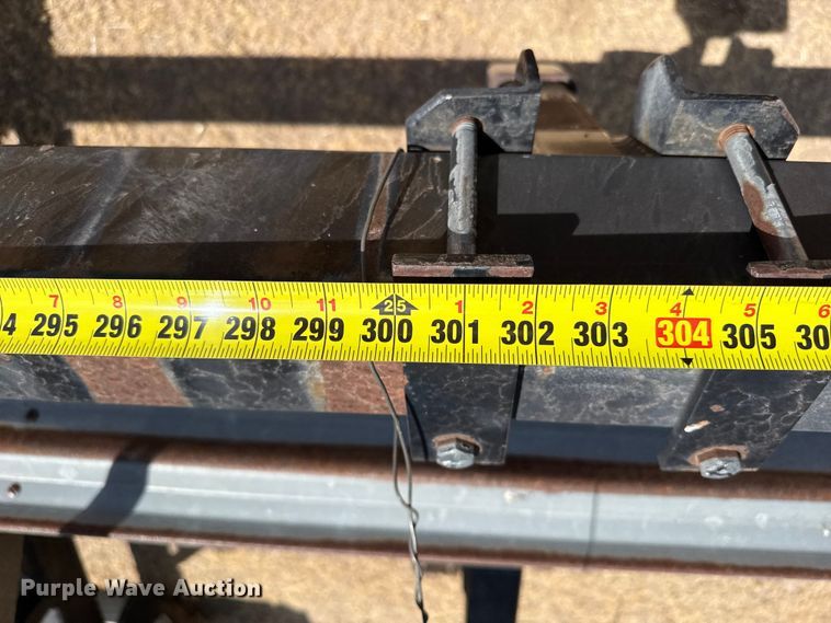 image for item EW4074 header trailer