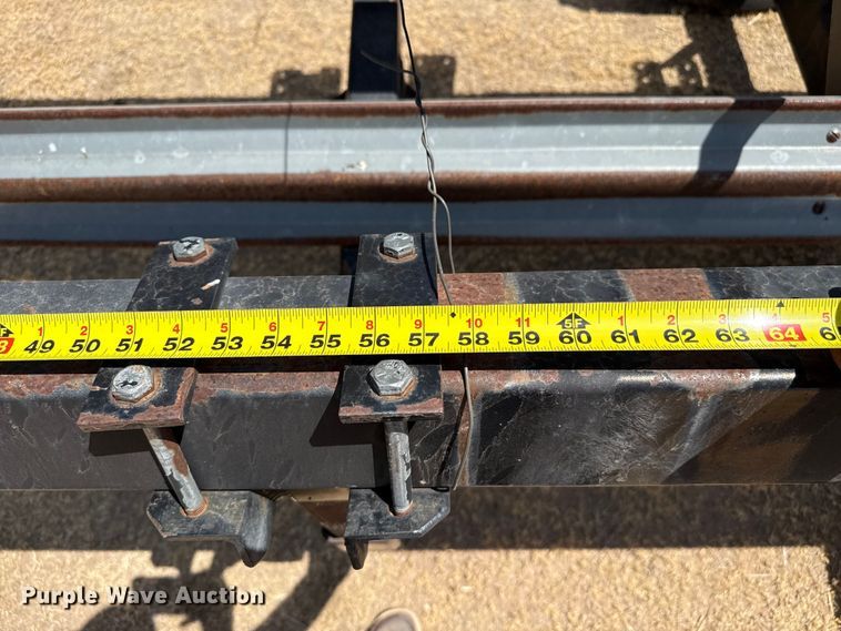 image for item EW4074 header trailer