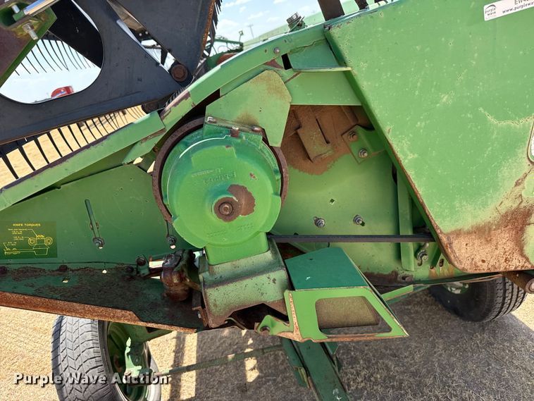 image for item EW4075 John Deere 930 rigid head