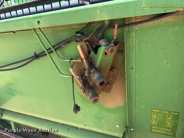 image for item EW4075 John Deere 930 rigid head