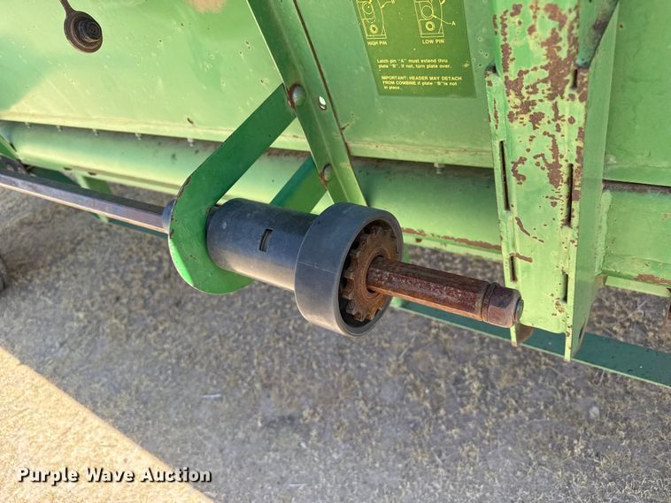 image for item EW4075 John Deere 930 rigid head