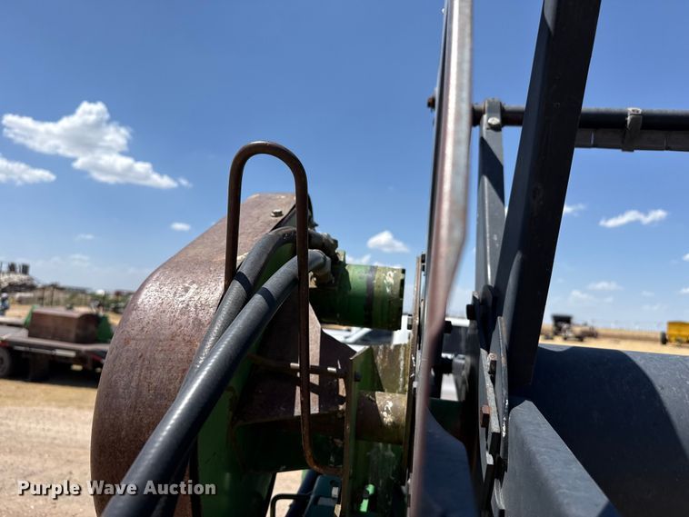 image for item EW4075 John Deere 930 rigid head