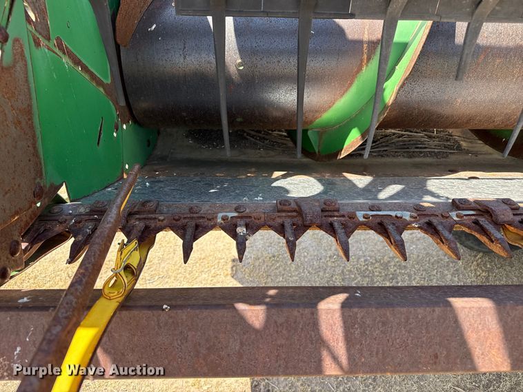 image for item EW4075 John Deere 930 rigid head