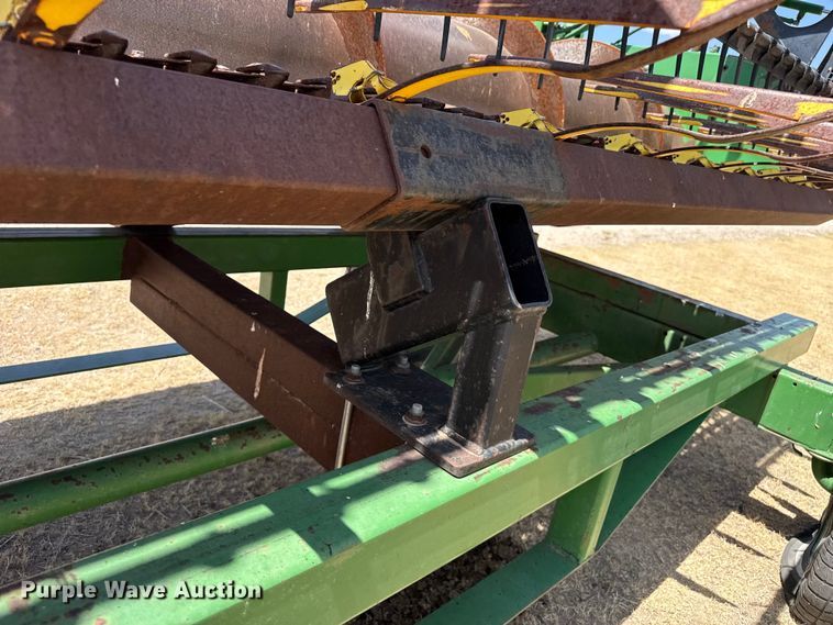 image for item EW4075 John Deere 930 rigid head