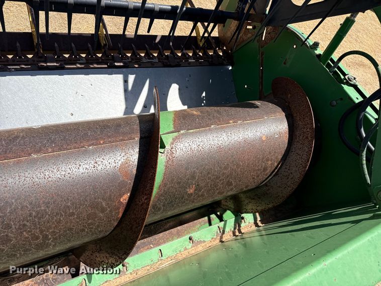 image for item EW4075 John Deere 930 rigid head