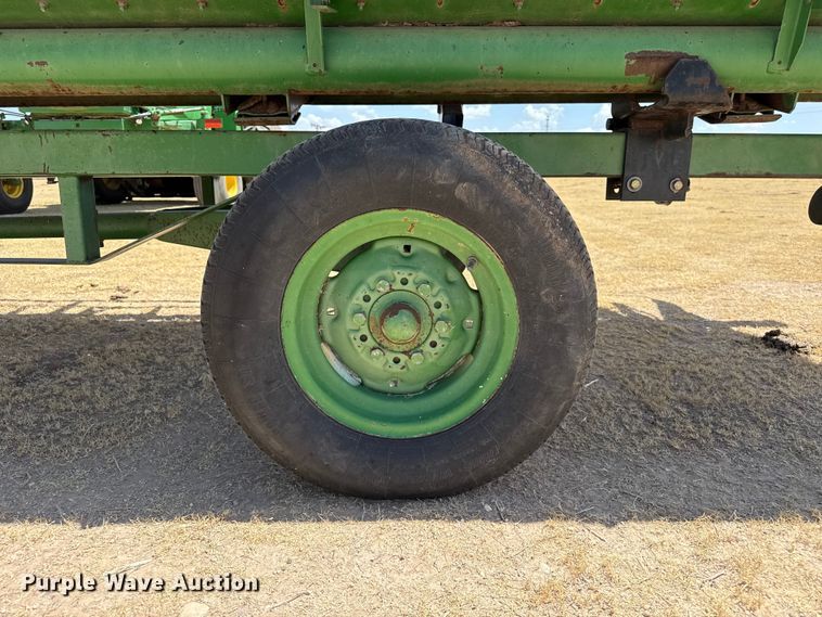 image for item EW4075 John Deere 930 rigid head