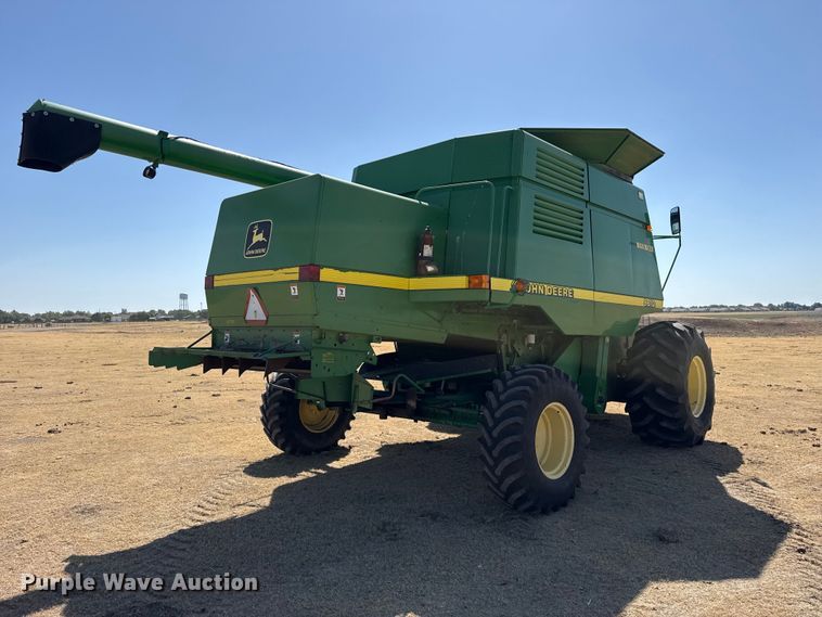 image for item EW4077 1998 John Deere 9610 combine