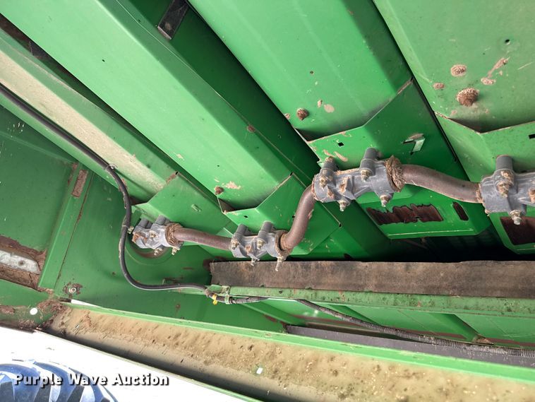 image for item EW4077 1998 John Deere 9610 combine