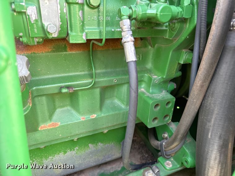 image for item EW4077 1998 John Deere 9610 combine