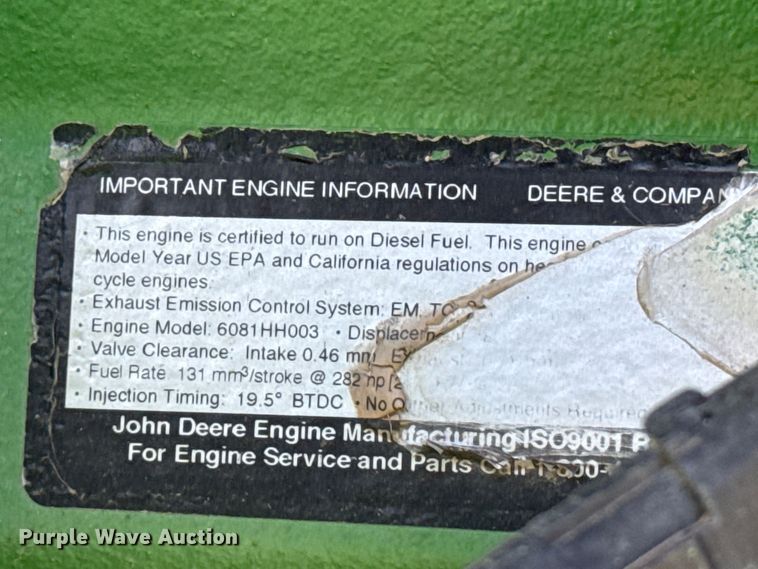 image for item EW4077 1998 John Deere 9610 combine