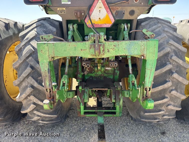 image for item EW4089 1982 John Deere 4640 tractor