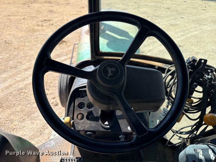 image for item EW4089 1982 John Deere 4640 tractor