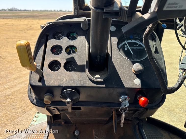image for item EW4089 1982 John Deere 4640 tractor