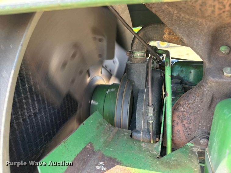 image for item EW4089 1982 John Deere 4640 tractor