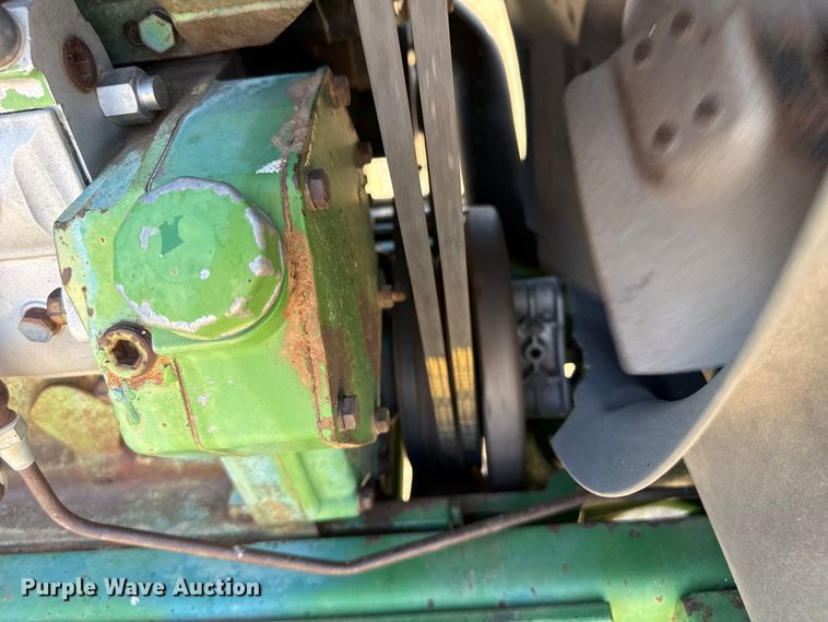image for item EW4089 1982 John Deere 4640 tractor