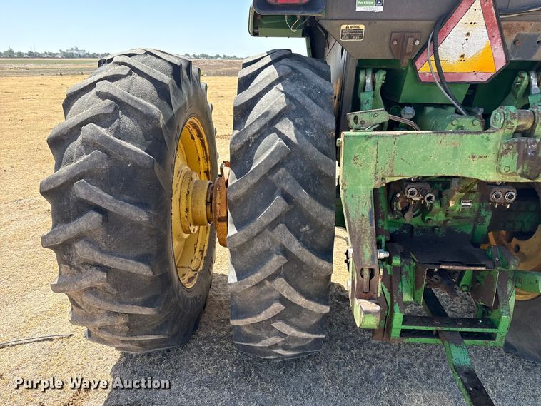 image for item EW4089 1982 John Deere 4640 tractor