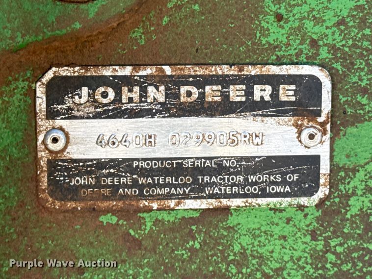 image for item EW4089 1982 John Deere 4640 tractor