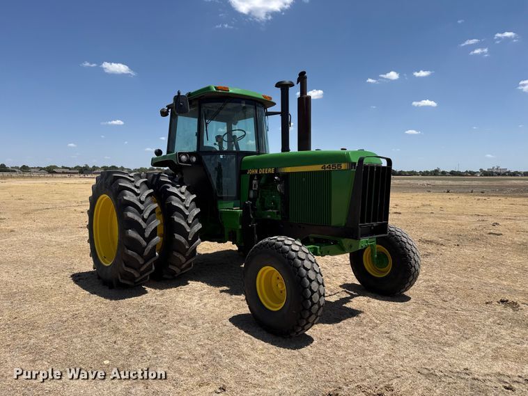 image for item EW4090 1991 John Deere 4455 tractor
