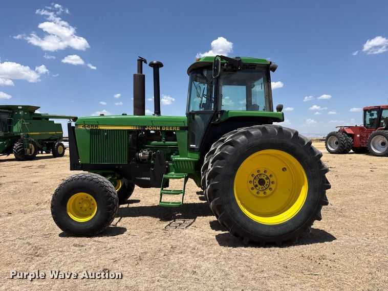 image for item EW4090 1991 John Deere 4455 tractor