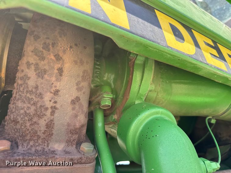 image for item EW4090 1991 John Deere 4455 tractor