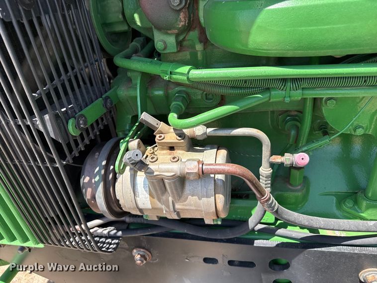 image for item EW4090 1991 John Deere 4455 tractor