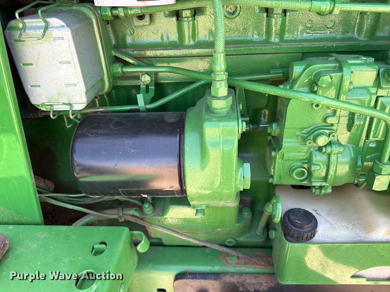 image for item EW4090 1991 John Deere 4455 tractor