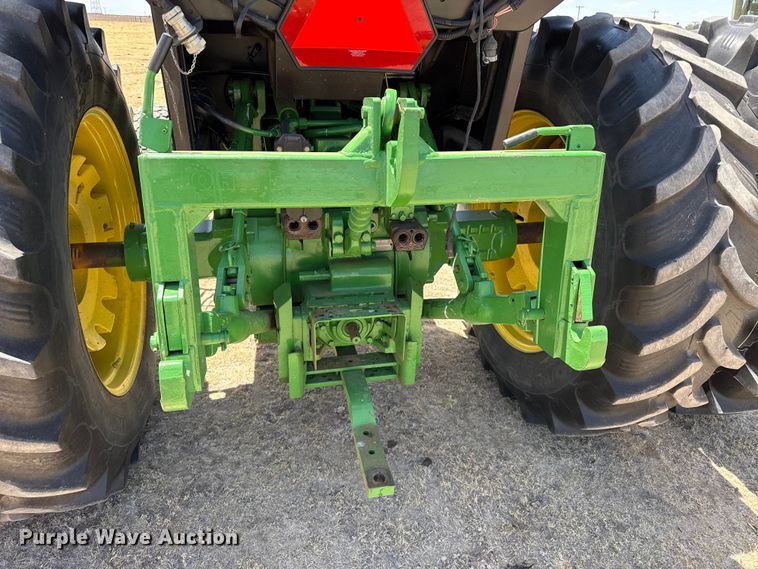 image for item EW4090 1991 John Deere 4455 tractor