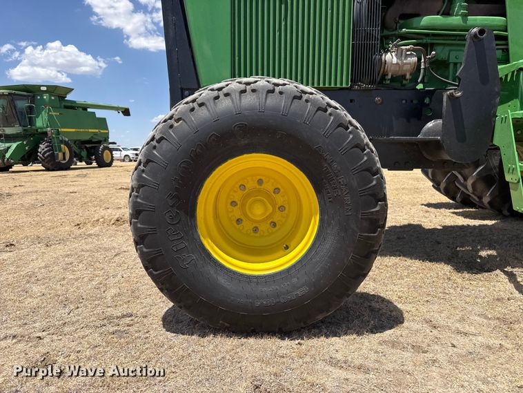 image for item EW4090 1991 John Deere 4455 tractor