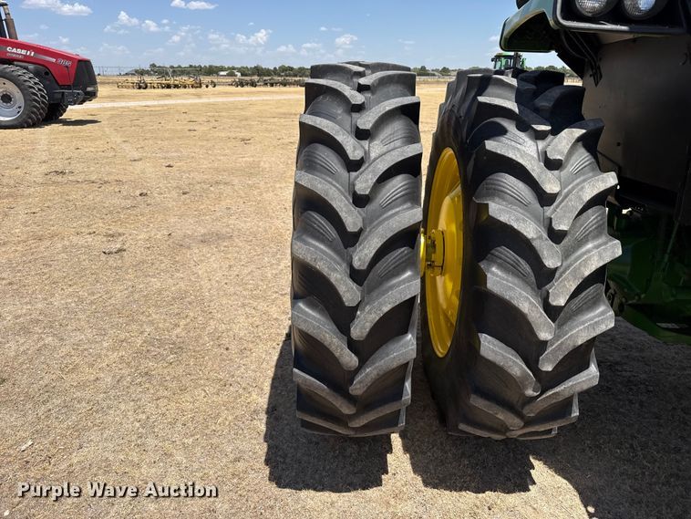 image for item EW4090 1991 John Deere 4455 tractor