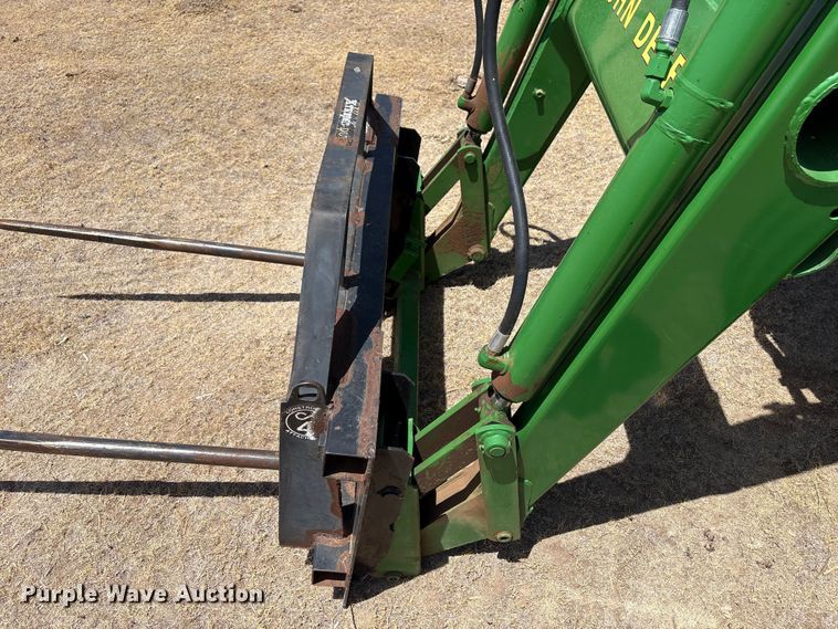 image for item EW4091 1973 John Deere 4030H tractor