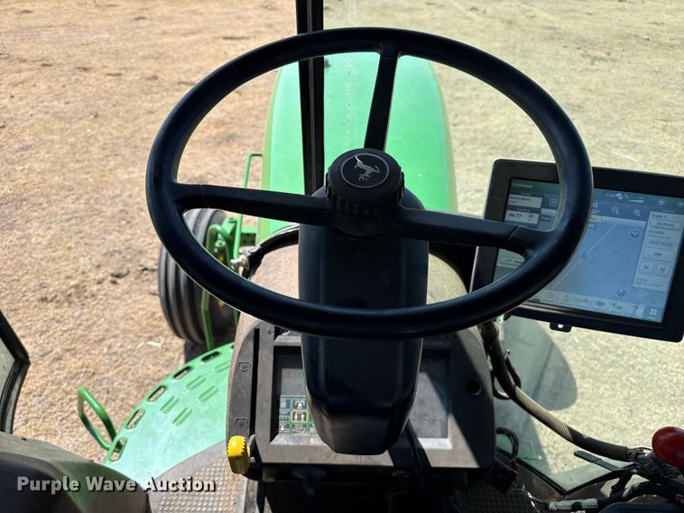 image for item EW4092 1993 John Deere 4560 tractor