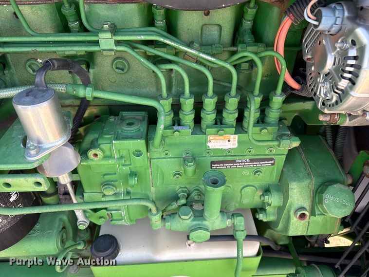 image for item EW4092 1993 John Deere 4560 tractor