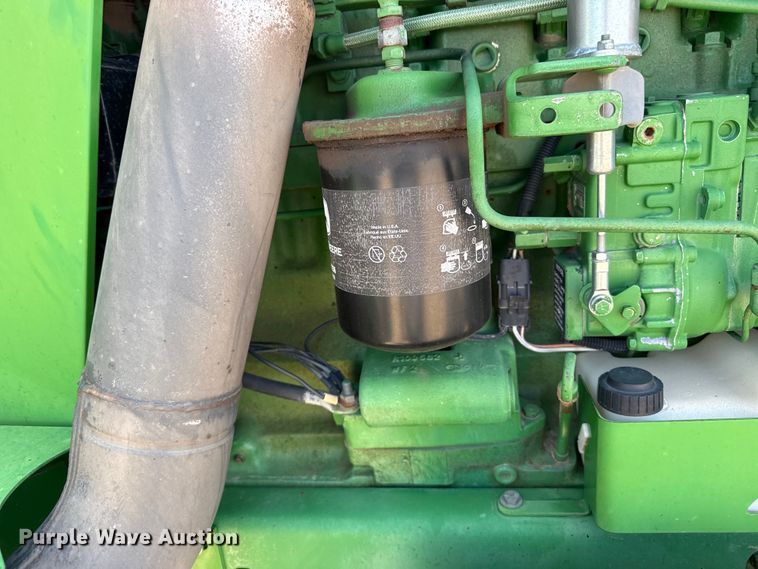 image for item EW4092 1993 John Deere 4560 tractor