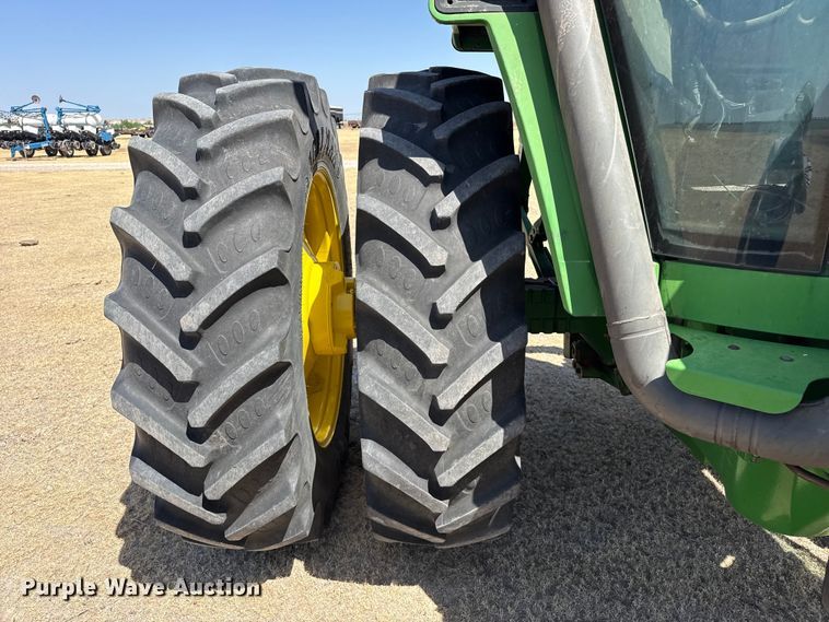 image for item EW4092 1993 John Deere 4560 tractor