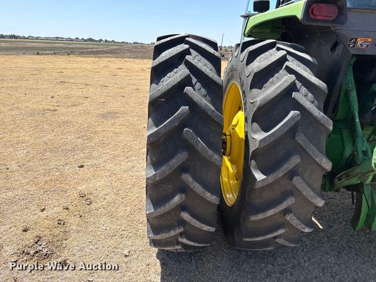 image for item EW4092 1993 John Deere 4560 tractor