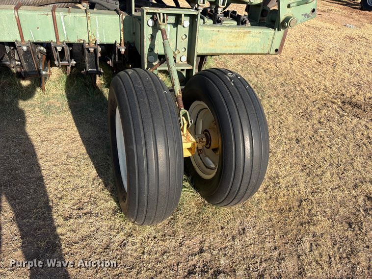 image for item EW4093 Shop Built air seeder