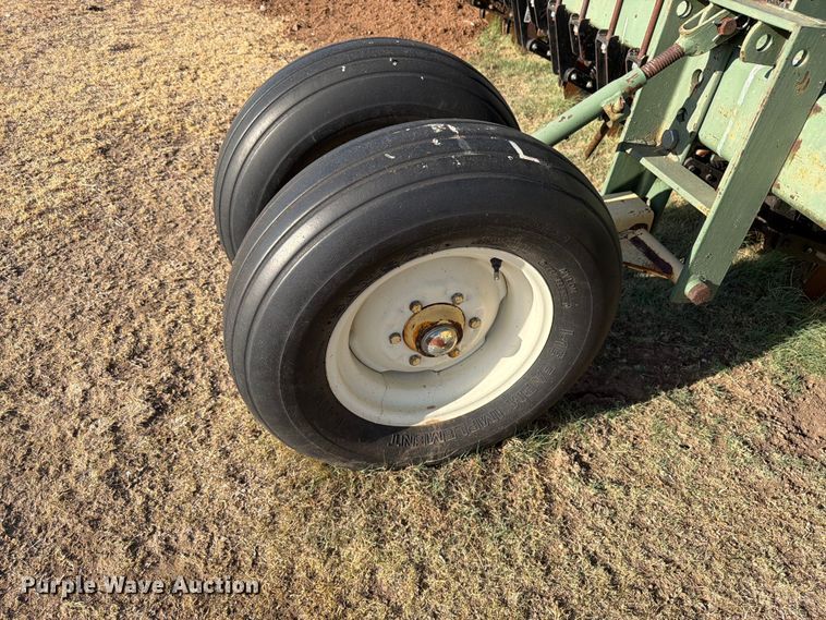image for item EW4093 Shop Built air seeder