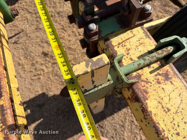 image for item EW4097 Row crop cultivator